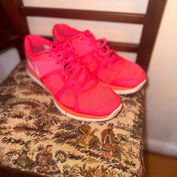 🔥 Nike Flex Women’s Training Running Shoes – Hot Pink / Orange – Size 8 - Picture 6 of 14